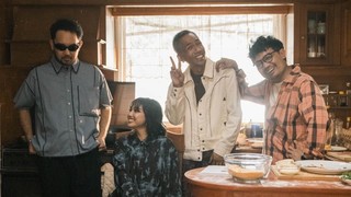 Lafa Pratomo, Ari Lesmana, dan White Chorus Ajak Hidup Secukupnya di Juara Dua