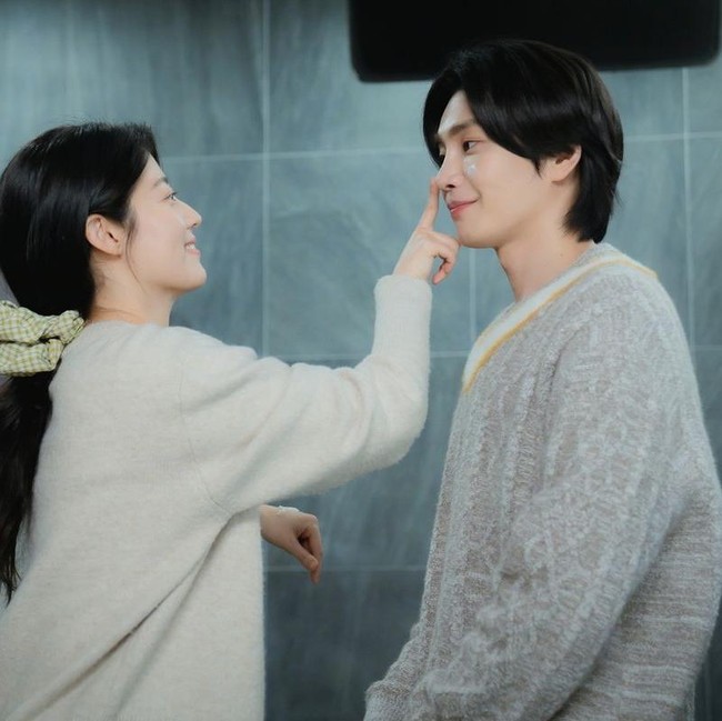 Intip Chemistry Nam Ji Hyun & Kim Jae Yeong di Make Me Tingle