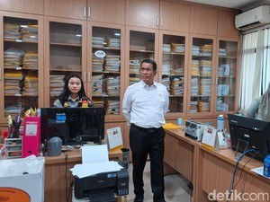 Tak Cuma PNS Merokok, Mentan Temukan Banyak Ruang Kerja Berhantu Saat Sidak