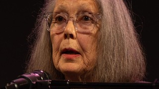 Komite Nobel Sastra: Gak Ada yang Menulis Seperti Anne Carson