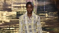 Berawal dari Jalanan, Viral Wanita Nigeria Tampil di Fashion Show Chanel 2027