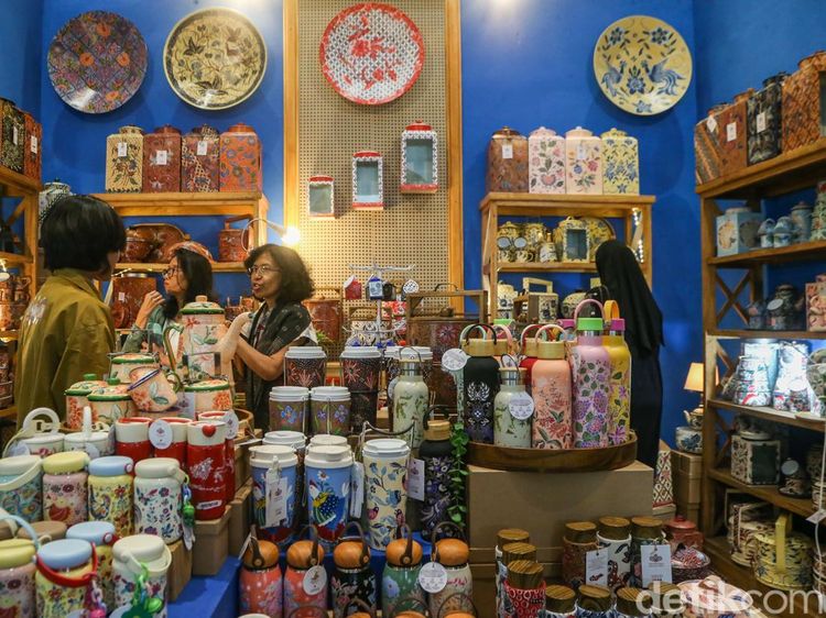 Ratusan Perajin Lokal Unjuk Gigi di INACRAFT 2026