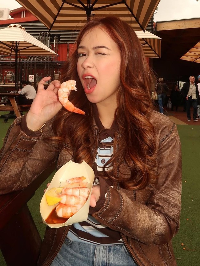 Momen Rebecca Klopper Kulineran di Australia, Ini Keseruannya!