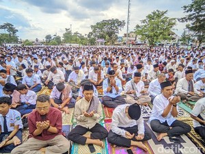Mengetuk Pintu Langit dari Alun-alun Ciamis, Memohon Hujan-Keberkahan