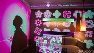 Beragam karya mengangkat isu kekuasaan, ingatan budaya, perkembangan teknologi, dan pengalaman personal dengan memadukan pendekatan seni serta desain. 