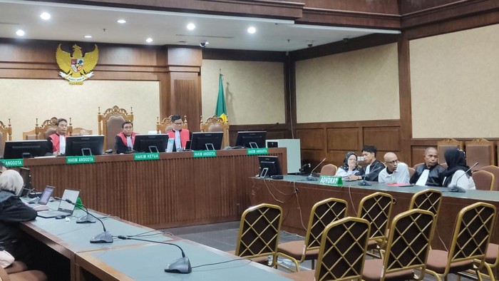 Sidang kasus dugaan korupsi klaim fiktif Jaminan Kecelakaan Kerja (JKK) pada BPJS Ketenagakerjaan Kantor Wilayah DKI Jakarta tahun 2014-2024 (Mulia/detikcom)