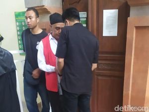 Pesan Uang Palsu 2 Ribu Lembar, Dipakai Beli Kue hingga Ayam Goreng di Pasar