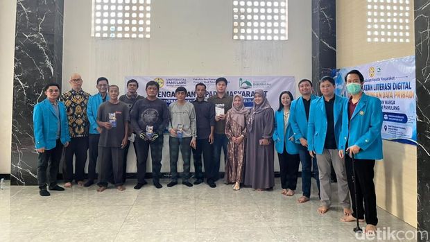 Sosialisasi Literasi Keamanan Siber Universitas Pamulang Sosialisasi Literasi Keamanan Siber Universitas Pamulang