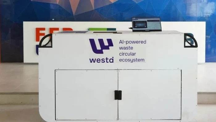 UGM Kembangkan Smart Waste Bin Berbasis AI