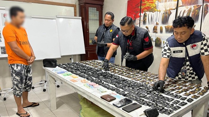 Vape narkoba yang disita polisi dari pelaku.