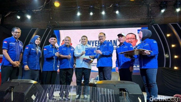 Wali Kota Makassar Munafri Appi Arifuddin resmi gabung Demokrat.