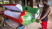 Aneh Tapi Nyata! Orang Ghana Dikubur dalam Peti Bentuk Makanan