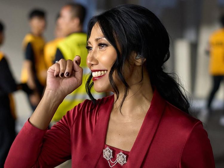 Anggun C Sasmi Nyanyikan Tanah Airku di GBK: Selamanya Terpatri Dalam Ingatan