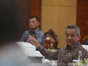 Kenapa Suahasil Rombak Sekjen-Dirjen Kemenkeu?