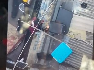 Gerebek Kampung Narkoba di Jakbar, Polisi Naik Genting Sita Koper Mencurigakan