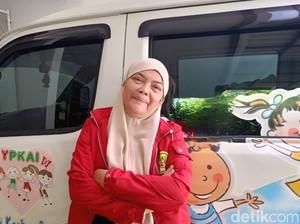 Tak Ada Tanggal Merah bagi Bunda Iis Pendamping Anak-anak Pejuang Kanker