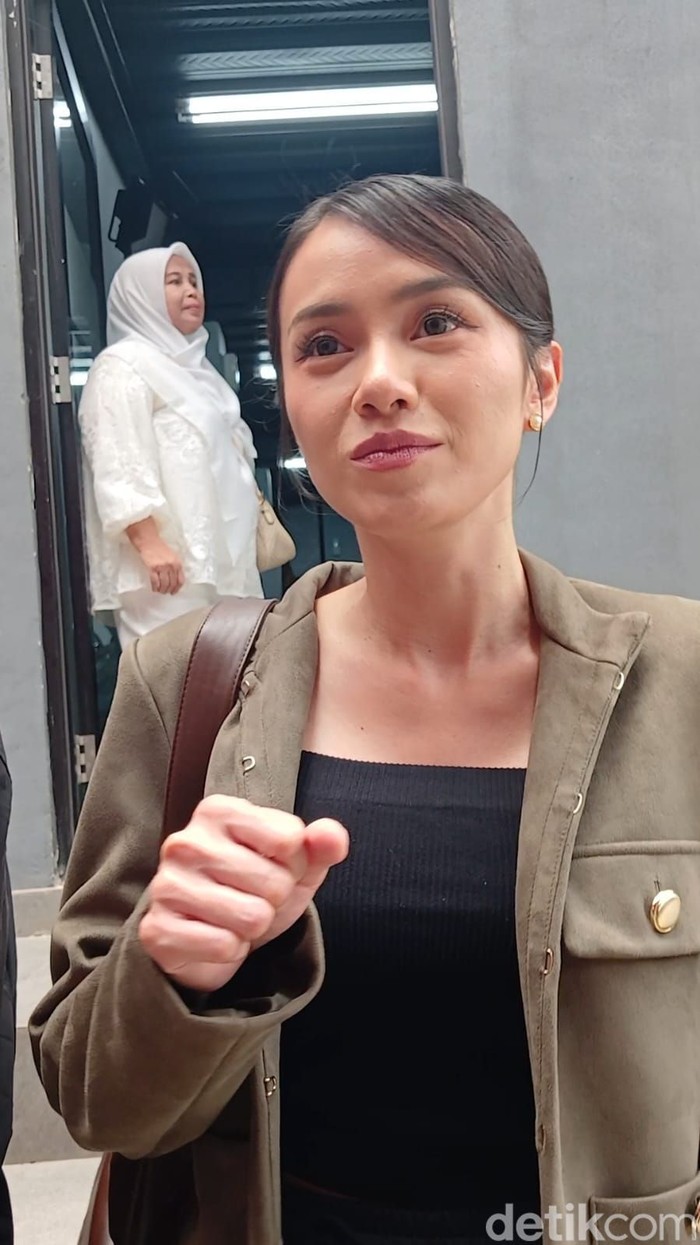 Dara The Virgin saat ditemui di kawasan Jakarta.