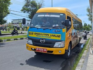 Dukung MotoGP Mandalika, Pemkot Mataram Pinjamkan 2 Bus ke Pemprov NTB