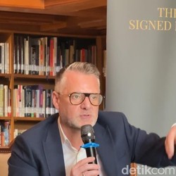 Di Balik Suksesnya Toko Buku Independen Goldsboro Books London