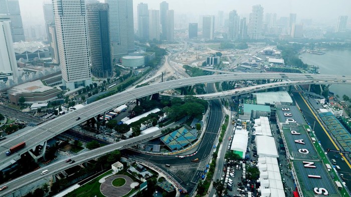 Formula One F1 - Singapore Grand Prix - Marina Bay Street Circuit, Singapore - October 8, 2026 General view of the circuit ahead of the race REUTERS/Edgar Su