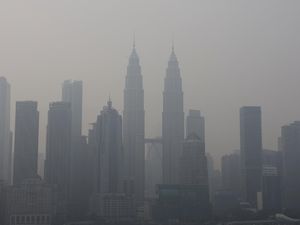 Bahasa Jawa Terdengar di Parlemen Malaysia saat Bahas Karhutla