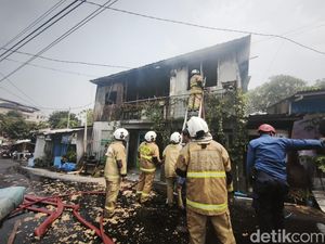 Rumah di Bongsari Semarang Hangus Terbakar