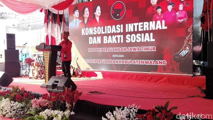 Ketua DPD PDIP Jawa Timur Said Abdullah saat memberikan arahan terhadap kader PDIP di Kabupaten Malang