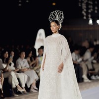 Foto: Koleksi Gaun Pengantin SEBASTIANsposa, Interpretasi Modern Era Romantis