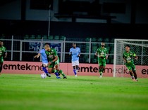 Isenmulang Vs Persebaya: Penalti Alex Martins Menangkan Bajul Ijo 0-1