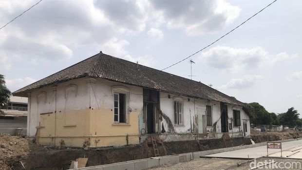 Lokasi eks rumah dinas KAI di selatan Stasiun Lempuyangan yang dirobohkan, Jumat (9/10/2026) Lokasi eks rumah dinas KAI di selatan Stasiun Lempuyangan yang dirobohkan, Jumat (9/10/2026)