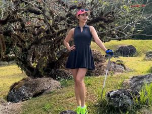 Momen Nadia Mulya Coba Main Golf Pertama Kali