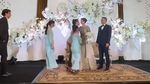 Momen Akrab Olla Ramlan Bareng Anak dan Pacar Kondangan ke Aufar Hutapea