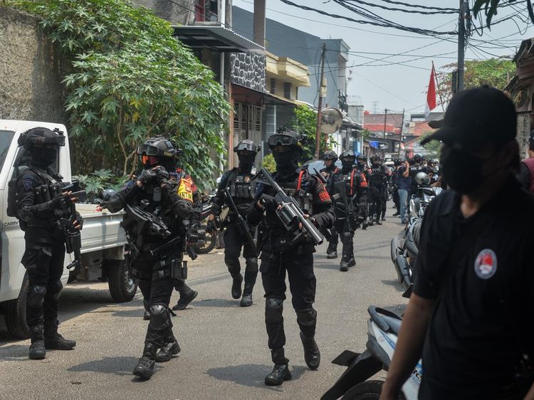 Penggerebekan Narkoba di Kampung Ambon dan Boncos, 24 Orang Diamankan