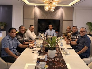 Pengurus Golkar Sulsel Sowan ke Bahlil, Singgung Manuver Appi