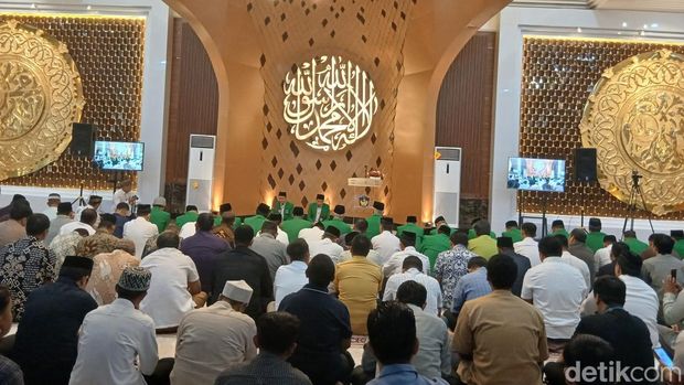 Peresmian Masjid Umar Bin Khattab di UMI dirangkaikan dengan zikir akbar.