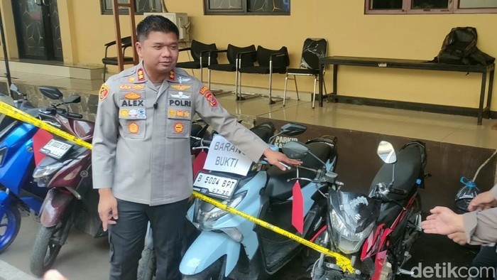 Polisi amankan barang bukti sepeda motor yang dikendarai sindikat pencuri