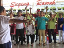 Sekolah Lansia di Solo Ajak Warga Usia Senja Tetap Sehat dan Aktif