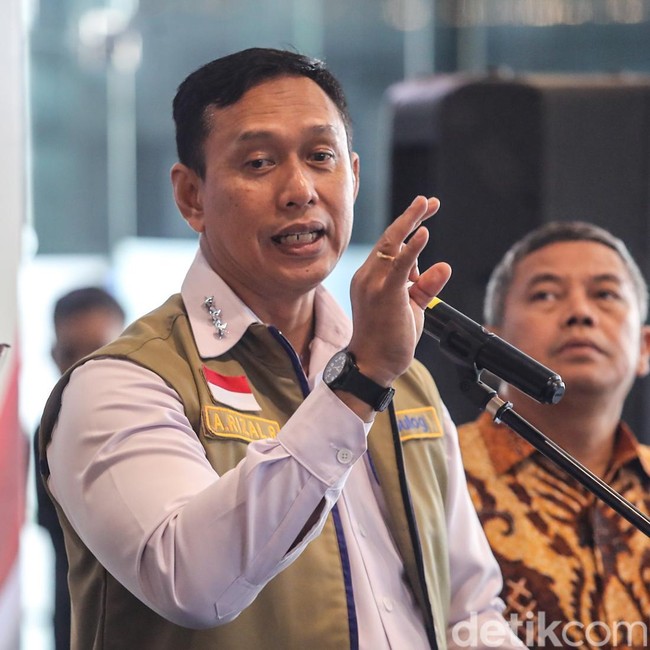 Serapan Beras Bulog Lampaui Target, Stok Tembus Rekor 4,5 Juta Ton