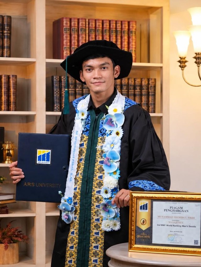 Habis Asian Games-Jelang Nikah, Shohibul Fikri Lulus Sarjana Manajemen