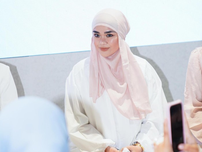 sivia azizah