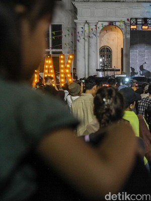 Tanpa Kata, Seniman Pantomim Pukau Pengunjung JakMime Fest 2026 di Kota Tua