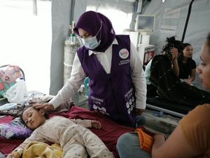 TP PKK & TP Posyandu Pusat Beri Bantuan ke Korban Gempa Bumi di Manggarai