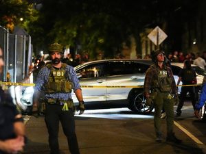 Agen Imigrasi AS Tembak Pria di New York