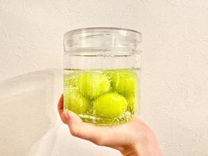 Cobain Rendam Anggur Muscat dalam Air Karbonasi, Gimana Ya Rasanya?