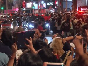 Video Kerumunan Depan Hotel BTS di Peru Tetap Membludak Meski Sudah Ditegur RM