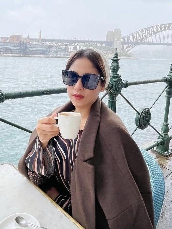 Danya Asegaf, Istri Aufar Hutapea yang Doyan Kulineran dan Keliling Dunia