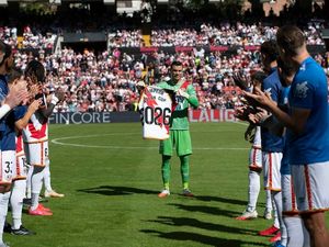 Audero Dapat Guard of Honour dari Rayo usai Juara FIFA ASEAN Cup