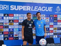 Persib Dihadang Jadwal Padat, Igor Siapkan Strategi Hadapi Dewa United