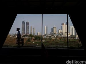 BMKG soal Asap Karhutla di DKI: Belum Turun ke Udara yang Kita Hirup