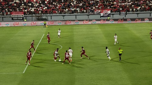 Pertandingan Bali United melawan Persijap Jepara pada pekan keempat Super League 2026/2027 di Stadion Kapten I Wayan Dipta, Gianyar, Sabtu (10/10/2026). (Krisna Pradipta/detikBali)